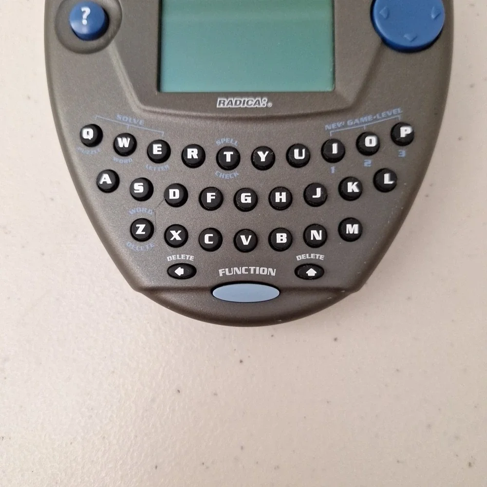 Vintage RADICA CROSSWORD CHALLENGER HANDHELD GAME - BATTERY OPERATED **Tested**